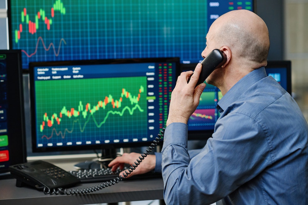 Les obligations en matière de gestion des risques de fraude dans le trading