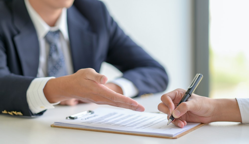 Implications Juridiques des Contrats de Travail : Un Guide Complet