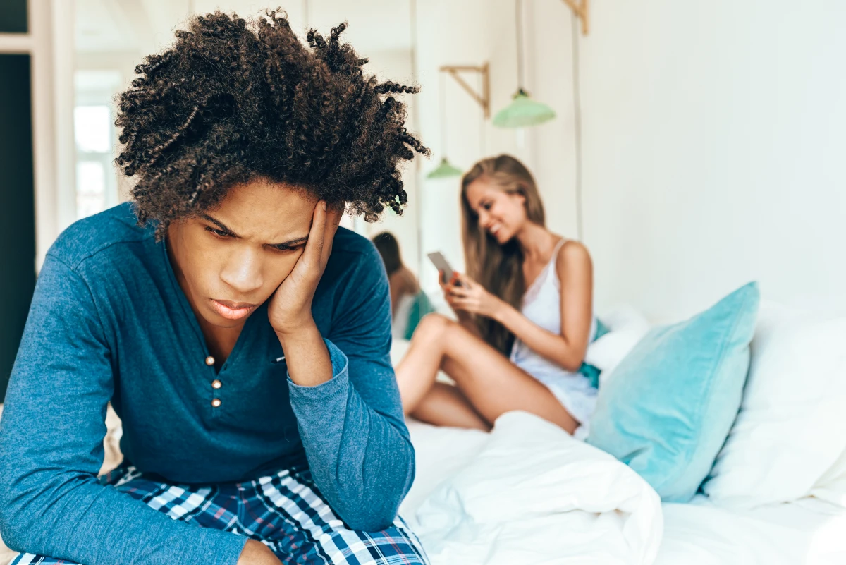Porter plainte pour adultère ou infidélité : comprendre vos droits et les démarches à suivre