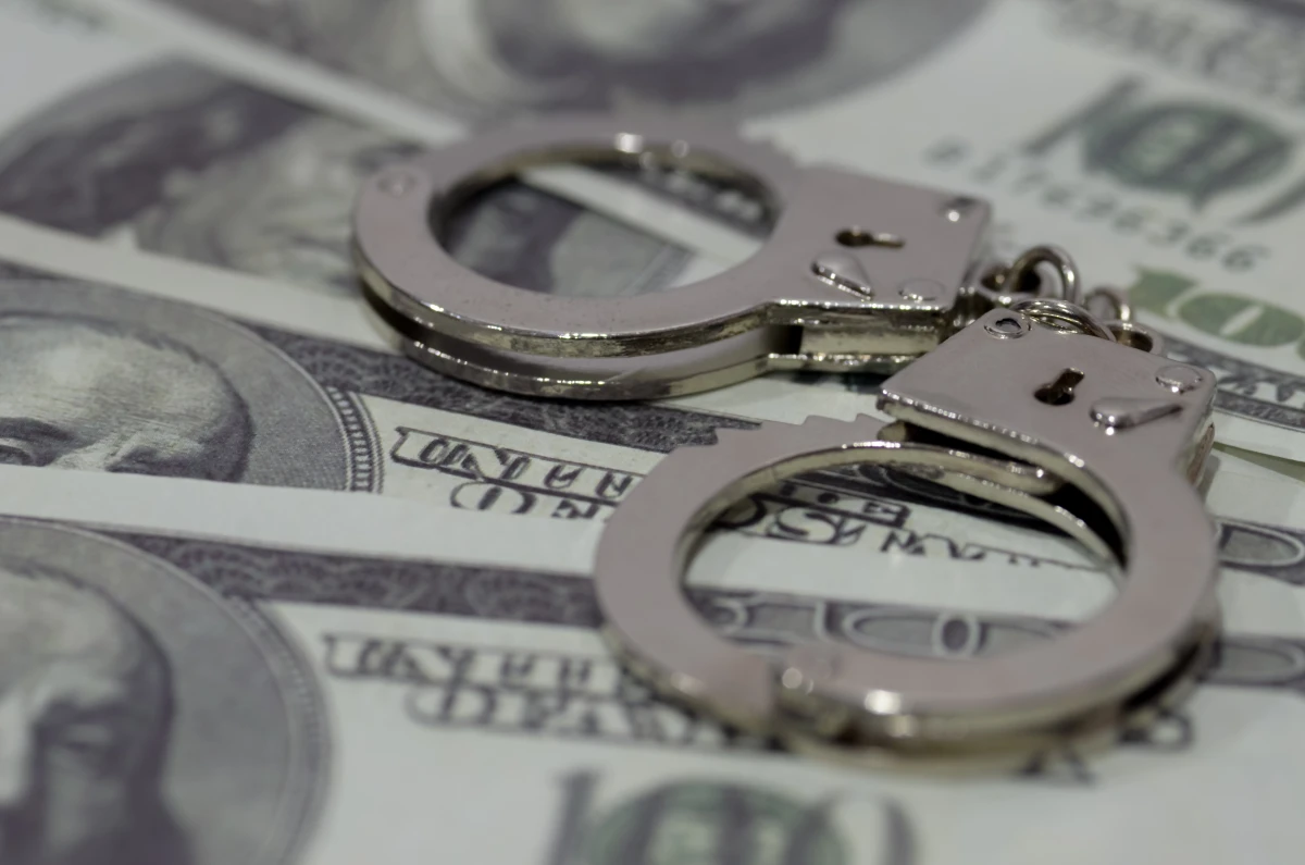 La Qualification Juridique des Infractions en Criminalité Financière : Un Défi Complexe pour la Justice