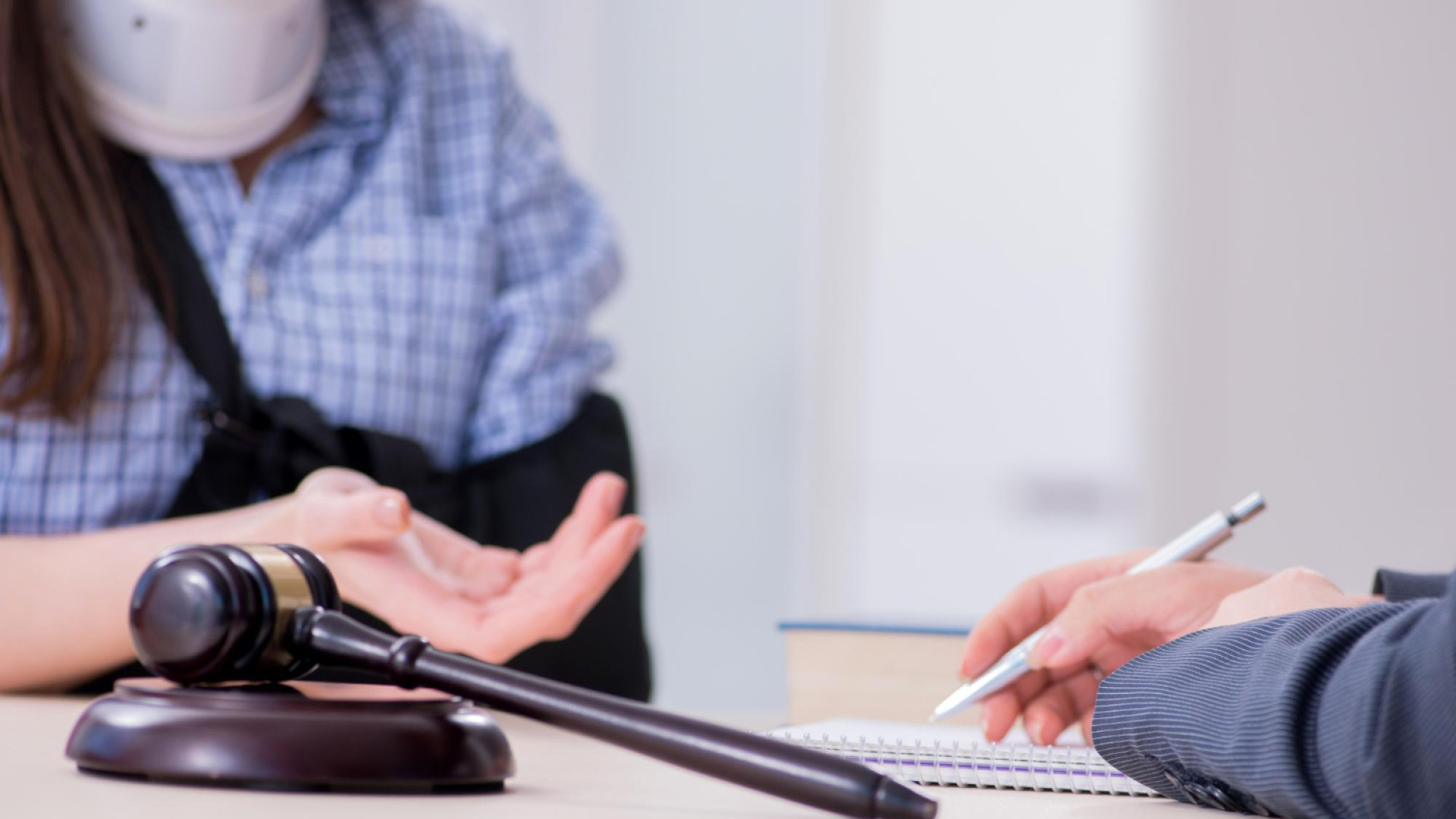 Comment choisir le bon avocat en cas d'accident du travail ?