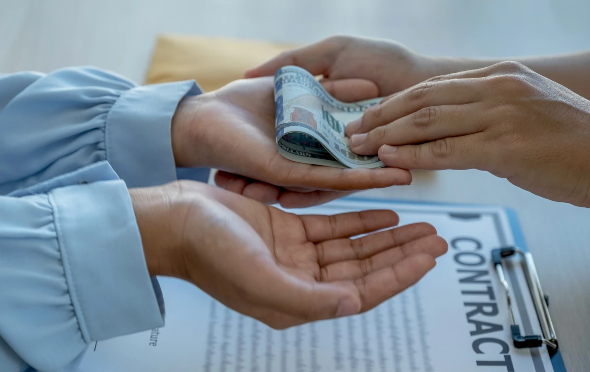 Corruption en droit pénal des affaires : Les rouages d'un délit aux multiples facettes